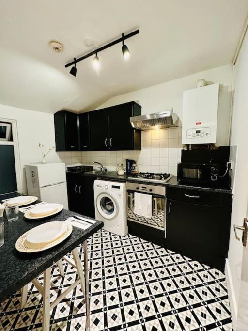Ferienwohnung *Super Central 20Min To Big Ben* London Exterior foto